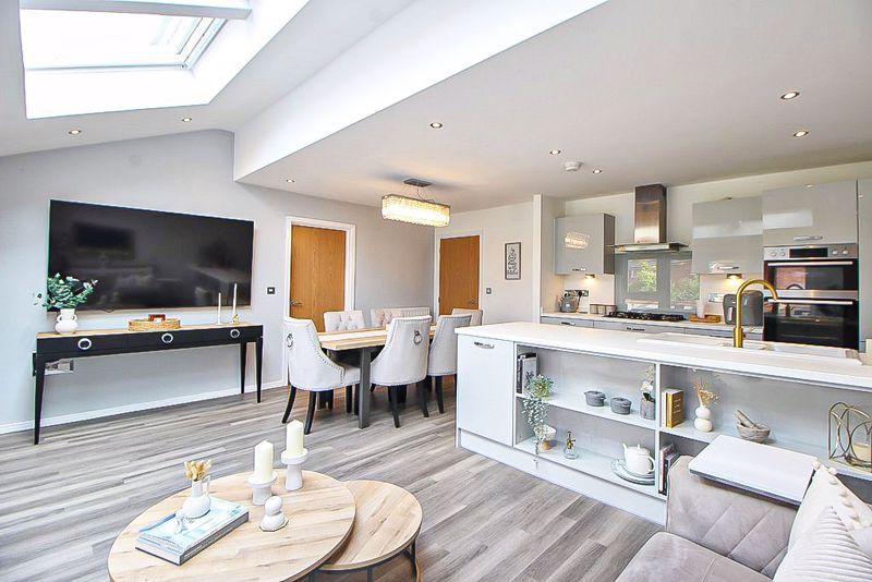 Dining kitchen