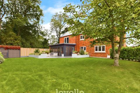 4 bedroom detached house for sale, Stable Mews, Tetney DN36