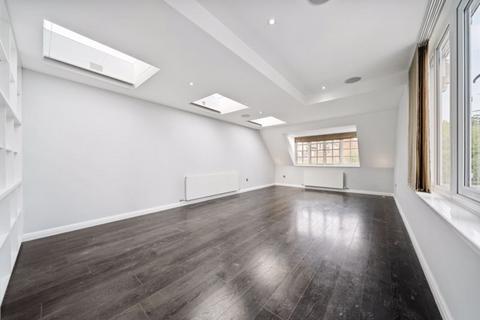 3 bedroom apartment for sale, Kidderpore Avenue, Hampstead, London NW3