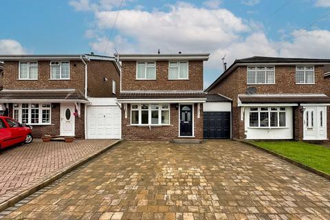 3 bedroom link detached house for sale, Glamis Road, Willenhall