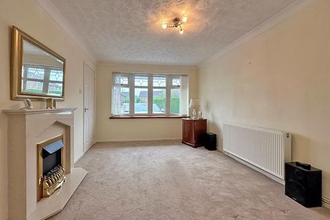 3 bedroom link detached house for sale, Glamis Road, Willenhall