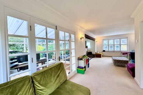 17 Chartwell Drive, Sutton Coldfield, B74 4NT