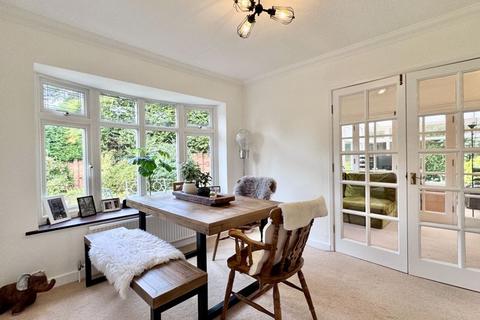 17 Chartwell Drive, Sutton Coldfield, B74 4NT