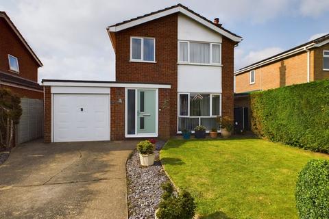 3 bedroom detached house for sale, 4 Prince Charles Avenue, Wragby, Market Rasen