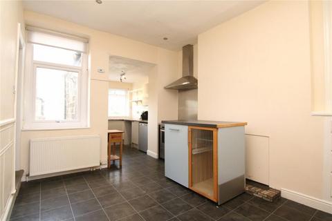 4 bedroom terraced house to rent, Bridge Terrace, Keighley BD20