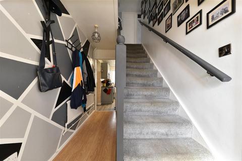 12 Stanley Road, Stevenage, SG2 0EF