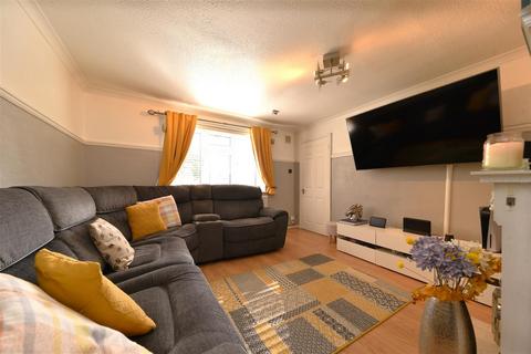 12 Stanley Road, Stevenage, SG2 0EF
