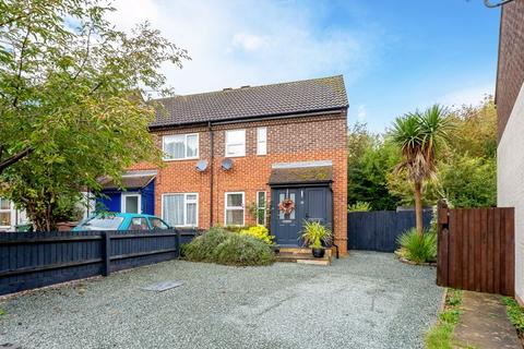 2 bedroom terraced house for sale, The Magnolias, Banbury