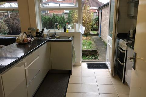 4 bedroom detached house to rent, *£110pppw EXCL BILLS* Ingham Grove, Lenton, NG7 2LQ - UON