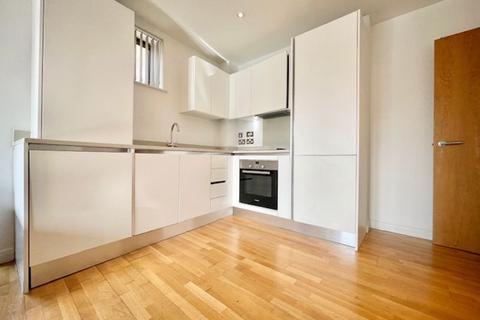 1 bedroom apartment to rent, Avonmore Place, W14