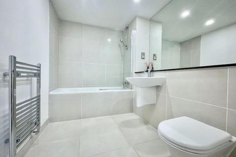 1 bedroom apartment to rent, Avonmore Place, W14