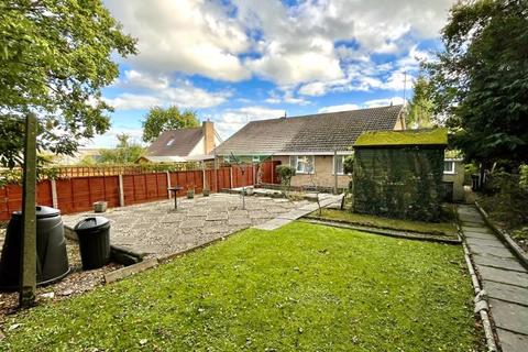 2 bedroom semi-detached bungalow for sale, Glanvill Avenue, Chard, Somerset TA20