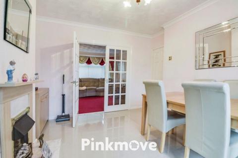 3 bedroom semi-detached house for sale, Glanwern Avenue, Newport - REF #00025600