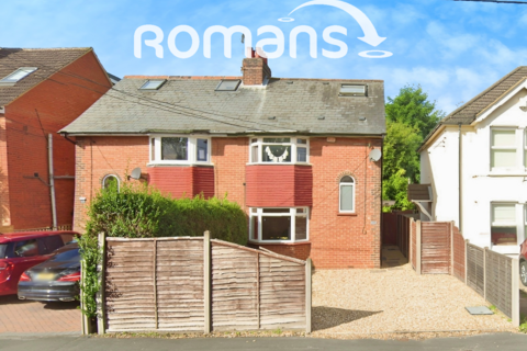 3 bedroom semi-detached house to rent, Prospect Road, Farnborough, GU14