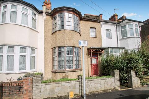 3 bedroom terraced house for sale, Fernbank Avenue, Wembley