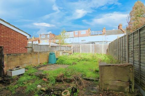 3 bedroom terraced house for sale, Fernbank Avenue, Wembley