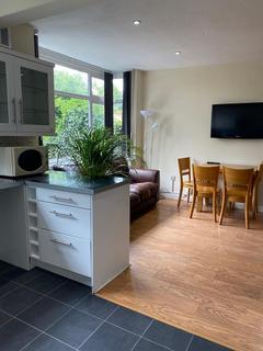 6 bedroom detached house to rent, *£140pppw excluding bills* Harrington Drive, Lenton