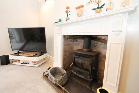 2 bedroom apartment for sale, Hill Road, Clevedon