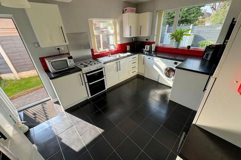 3 bedroom semi-detached house for sale, Merlyn Avenue, Manchester M34