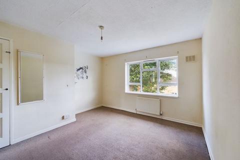 11 Beacon Road, Matson, Gloucester, GL4 6JN