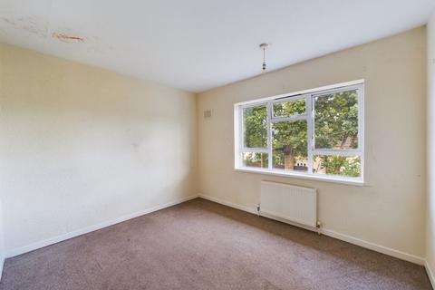 11 Beacon Road, Matson, Gloucester, GL4 6JN