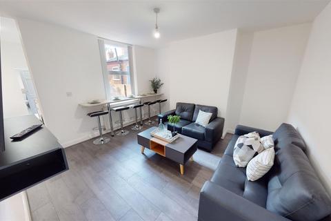undefined, 5-Bed Student Home | Walk to NTU | Fully Refurbished | Bills Included