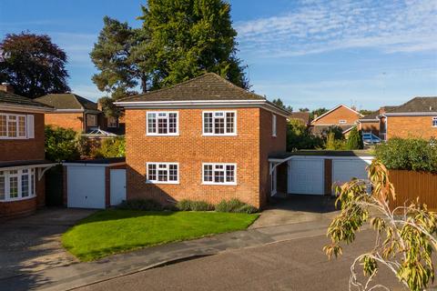 4 bedroom detached house for sale, Cromhamstone, Stone HP17