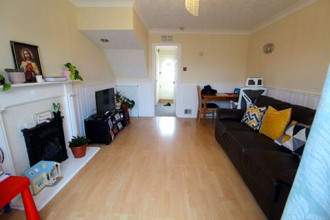 2 bedroom end of terrace house for sale, Sherbourne Avenue, Bradley Stoke