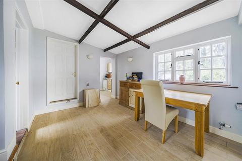 Blueberry Cottage Chard Road, Axminster, EX13 5ED