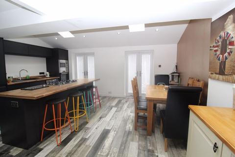 3 Bramble Walk, Manchester, M22 1AY