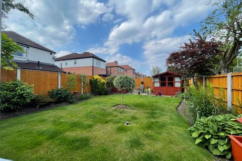 3 bedroom semi-detached house for sale, West Vale Road, Altrincham WA15