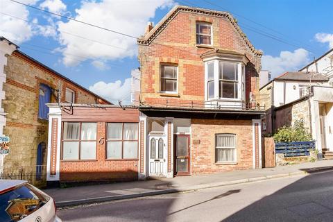 2 bedroom ground floor maisonette for sale, Victoria Street, Ventnor, Isle of Wight