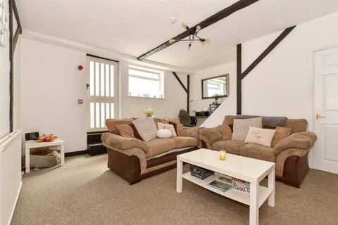 2 bedroom ground floor maisonette for sale, Victoria Street, Ventnor, Isle of Wight