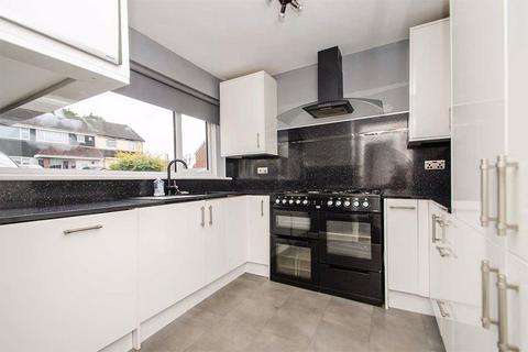 3 bedroom terraced house for sale, Summerfield Road, Burntwood WS7