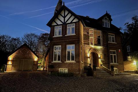 5 bedroom detached house for sale, Hale WA15