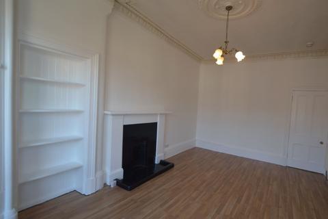 2 bedroom flat to rent, Meadowpark Street, Dennistoun, GLASGOW, G31