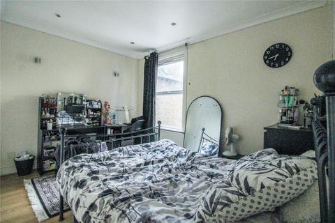 18 Ashling Road, Croydon, CR0 7DA