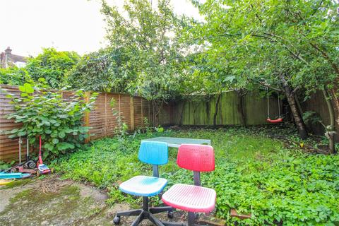 18 Ashling Road, Croydon, CR0 7DA