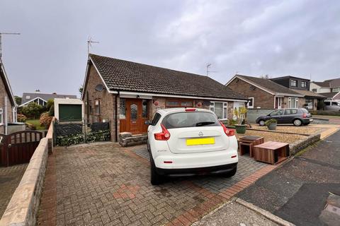 2 bedroom semi-detached bungalow to rent, Celtic Way, Rhoose, Vale of Glamorgan