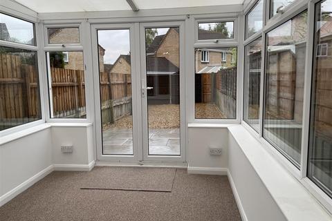 2 bedroom terraced house to rent, Buttercup Court, Deeping St James, Peterborough