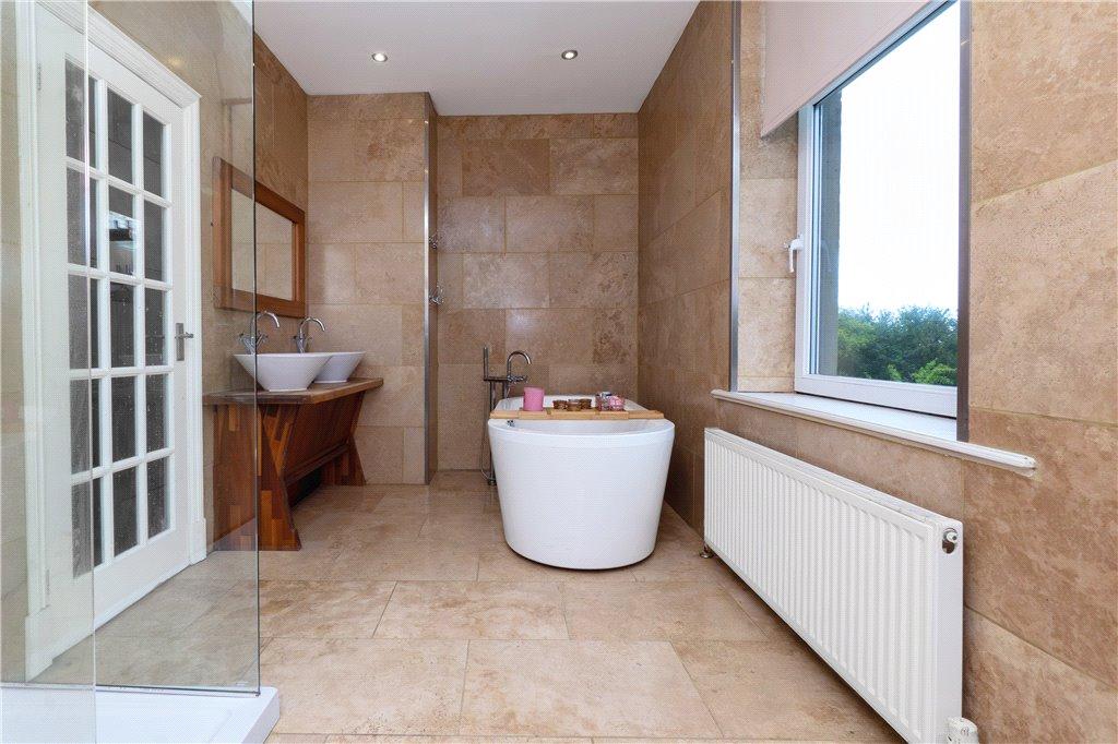 Master Ensuite