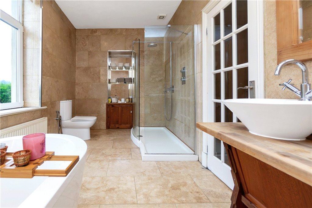 Master Ensuite