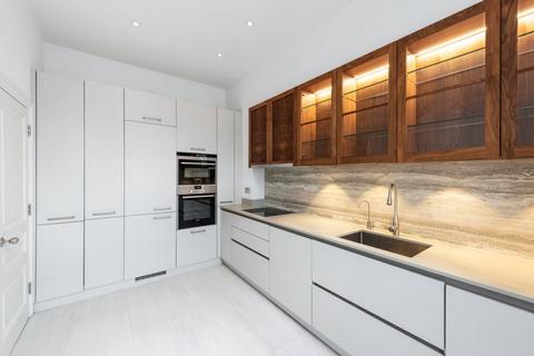 2 bedroom flat to rent, Harcourt Terrace, London