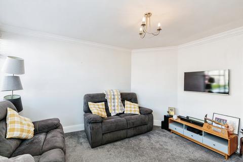 2 bedroom end of terrace house to rent, Ivy Avenue, Lancashire FY4