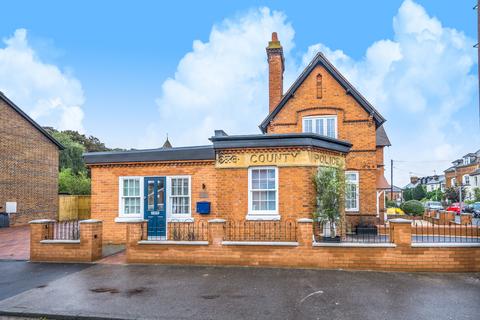 1 bedroom semi-detached house for sale, Brook Street, Berkshire RG10