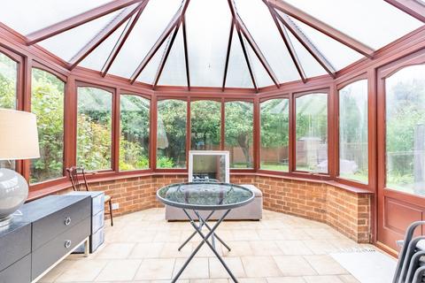5 Holborn Close, St Albans, AL4 9YG