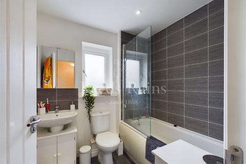 37 Darwin Avenue, Dartford, DA1 5RR