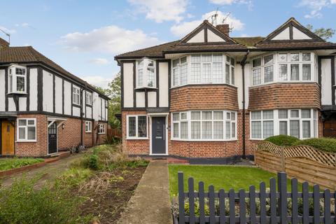 1 bedroom apartment for sale, Aboyne Drive, Raynes Park SW20