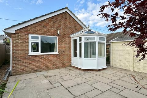 2 bedroom bungalow for sale, Coombe Wood Lane, Folkestone CT18