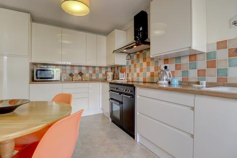 undefined, Sycamore Way, Hazlemere HP15
